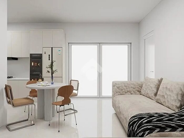 Appartamento quadrilocale in vendita in Via Angelo Frignani, Ravenna