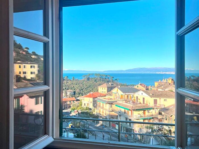 Appartamento bilocale in affitto in Via Enrico Figari, Ruta, Camogli