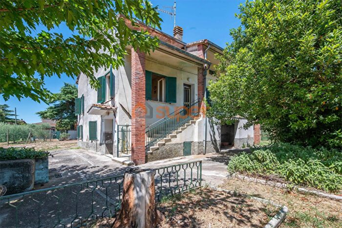Casa con 5 locali in vendita in Vocabolo Rigaldo Marsciano Pg, Marsciano
