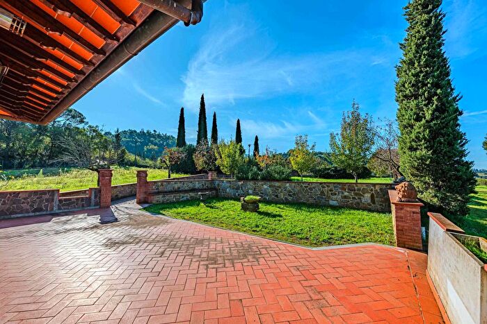 Appartamento con 9 locali in vendita in San Casciano in Val di Pesa, San Casciano In Val Di Pesa