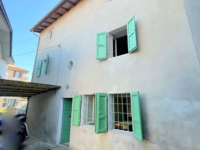 Casa quadrilocale in vendita in Via Argini, Traversetolo