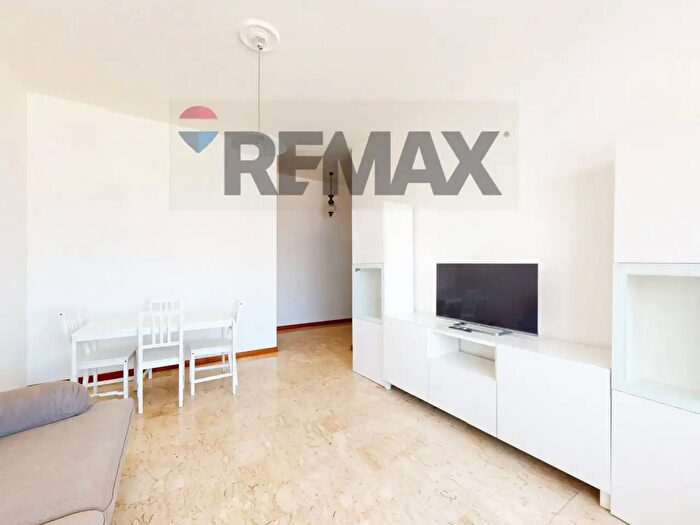 Appartamento bilocale in affitto in Piazza Diaz, Monza