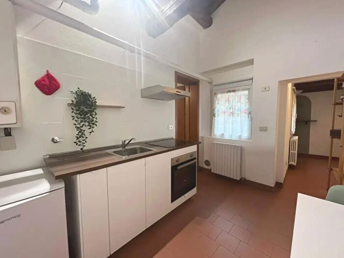 Appartamento monolocale in affitto in Via Castiglione, Bologna