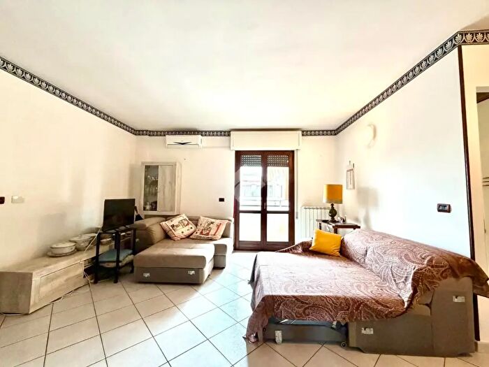 Appartamento trilocale in vendita in Via Bianchi Bandinelli, Surbo