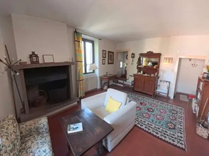 Appartamento quadrilocale in vendita in Via Torrente Mola, Viterbo