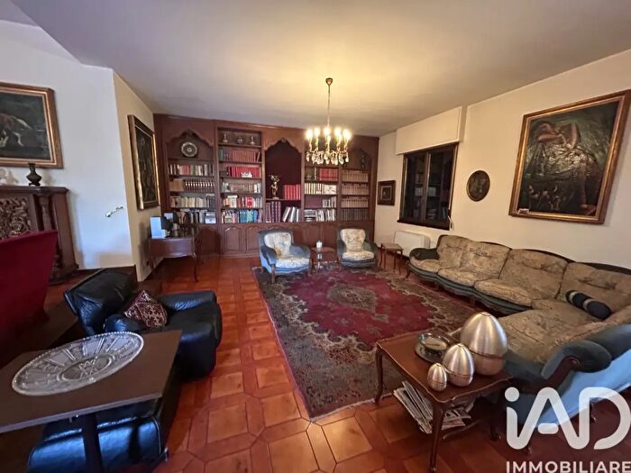 Casa con 9 locali in vendita in Via dei Colli, Guanzate