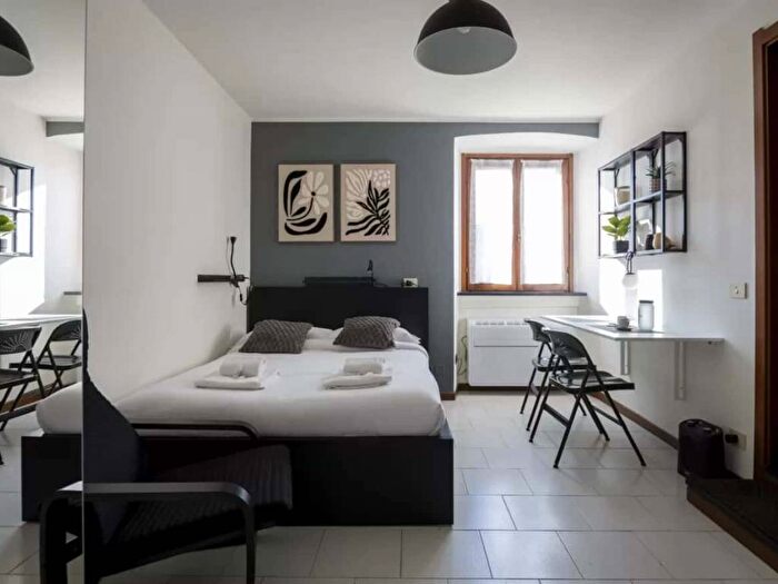 Appartamento monolocale in affitto in Via Giuseppe Sirtori, Porta Venezia, Milano