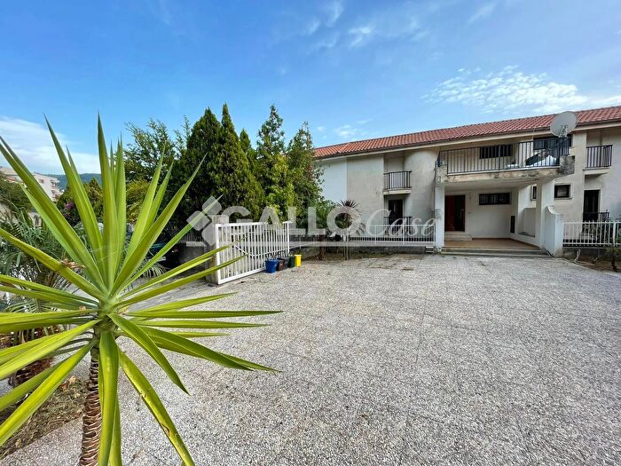 Casa quadrilocale in vendita in Cetraro