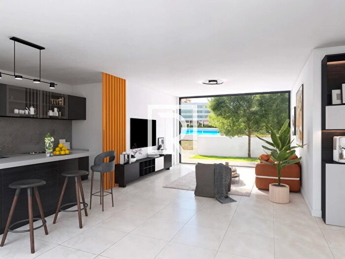 Casa quadrilocale in vendita in Marco Emilio Lepido Forlì, Forli