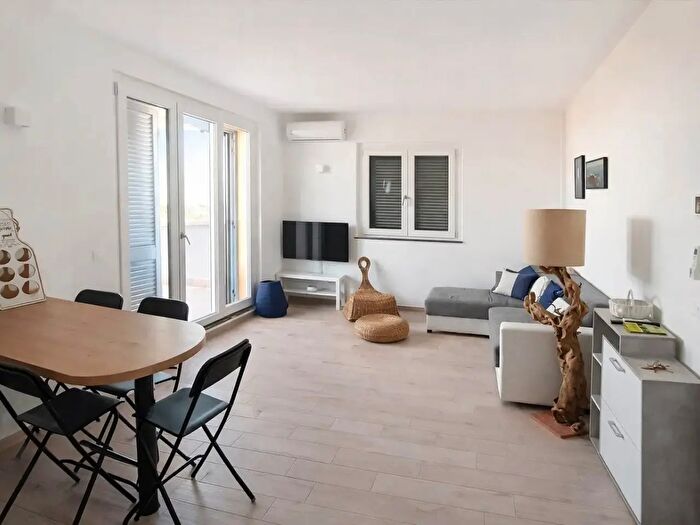 Appartamento trilocale in vendita in Castiglione Della Pescaia