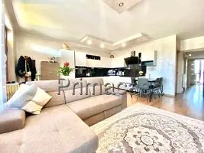 Appartamento trilocale in vendita in Via Giuseppe Garibaldi, Bovolone