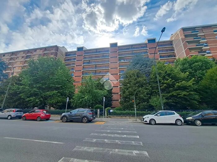 Appartamento quadrilocale in vendita in Via Reni Guido, Torino