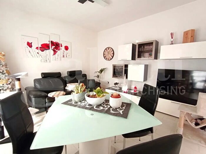 Appartamento con 5 locali in vendita in Cavarzere Via Garibaldi, Cavarzere