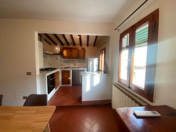 Appartamento quadrilocale in affitto in Via del Campuccio, San Frediano, Firenze