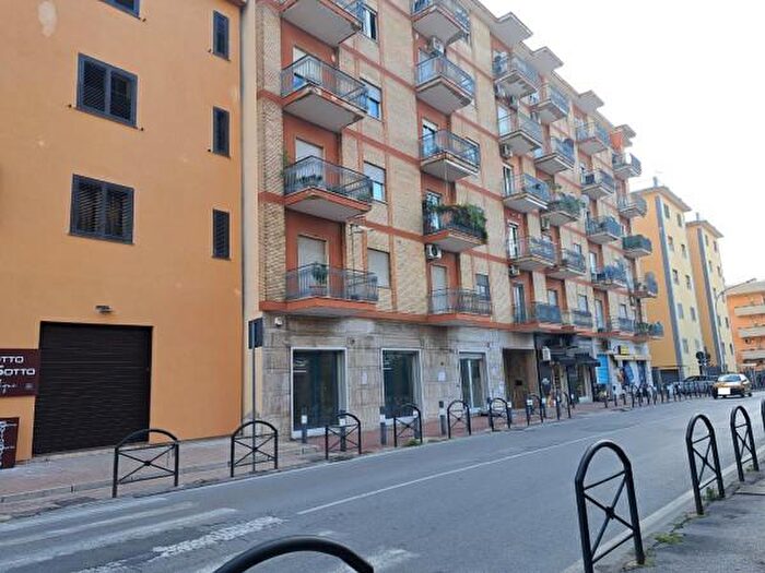 Appartamento quadrilocale in vendita in Via Libertà, Maddaloni