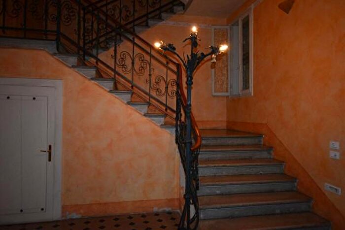 Appartamento con 6 locali in vendita in Piazza Gian Battista Cima, Conegliano