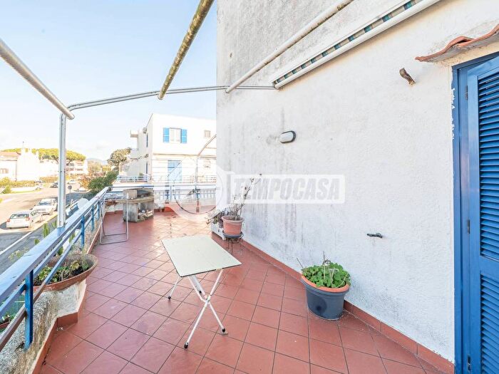 Appartamento trilocale in affitto in Via Roselle, Cerenova, Cerveteri