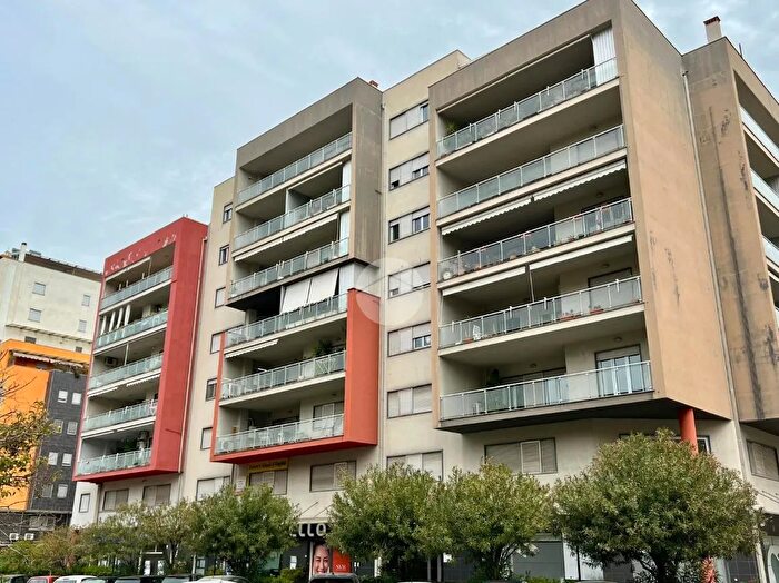 Appartamento trilocale in vendita in Viale Giacomo Mancini, Cosenza