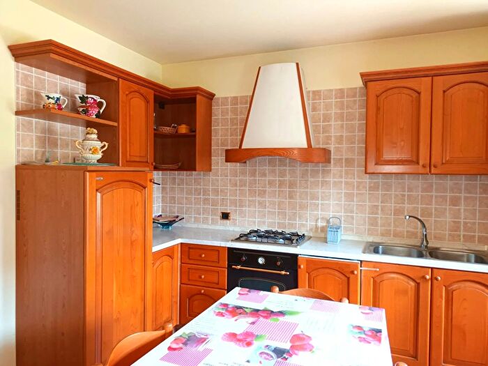 Casa con 9 locali in vendita in Revine Lago