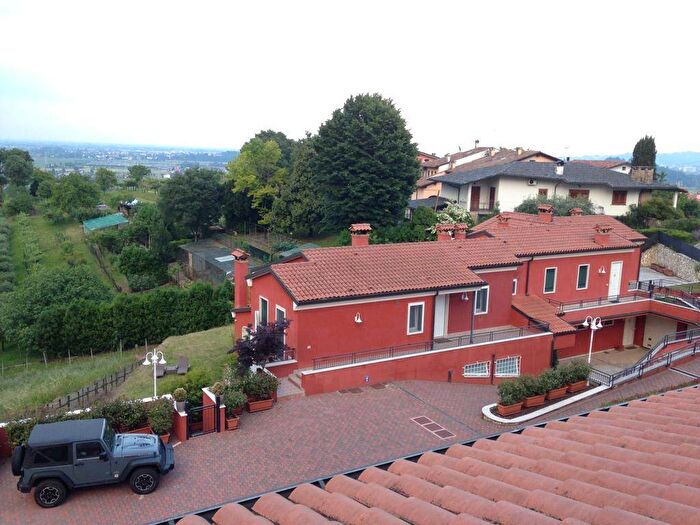 Appartamento con 5 locali in affitto in Monteviale