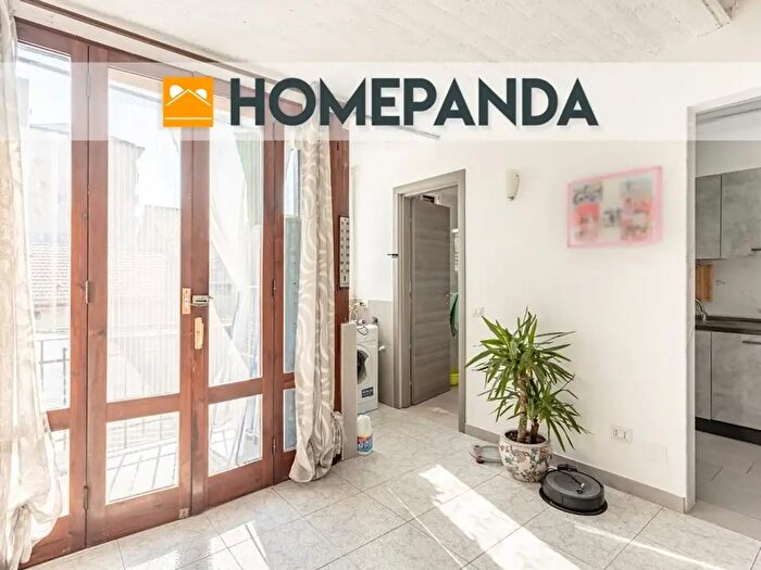 Appartamento quadrilocale in vendita in Via Ponte Nuovo, Milano