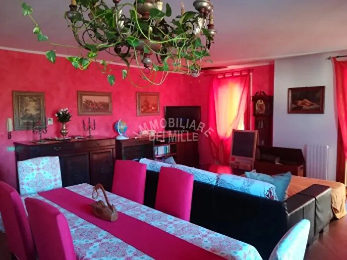 Casa trilocale in vendita in Vezzano Sul Crostolo