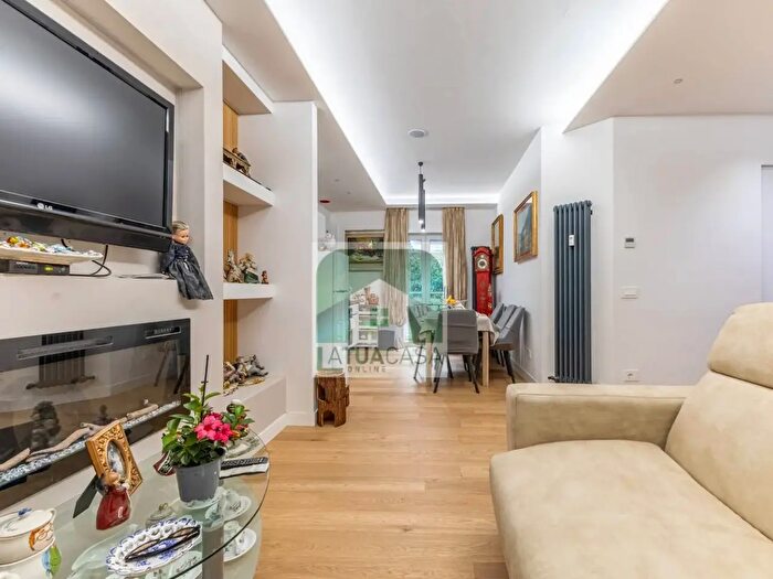 Appartamento trilocale in vendita in Viale dei Colli Portuensi, Roma
