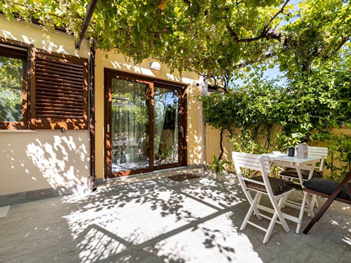 Casa bilocale in affitto in Via Adda, Capitana, Quartu SantElena