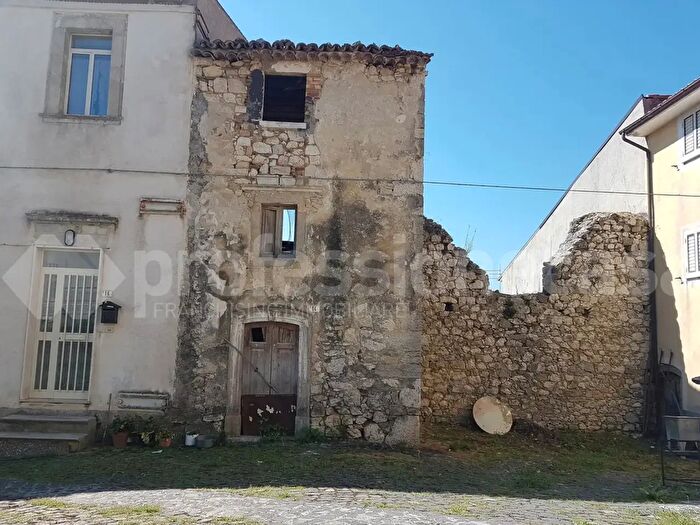 Casa bilocale in vendita in Via Centro, Ateleta