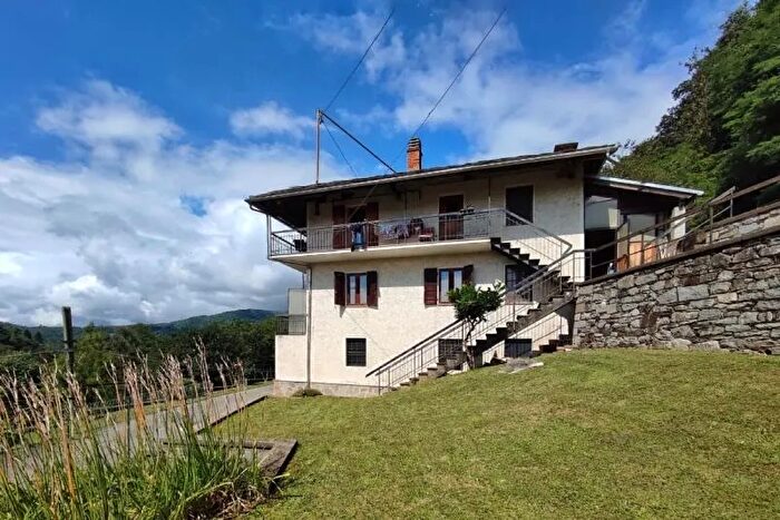 Casa in vendita in Via Cairoli N Valchiusa To, Valchiusa