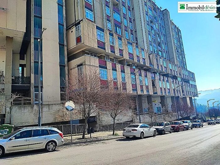 Casa con 6 locali in vendita in Via Tirreno Potenza, Potenza