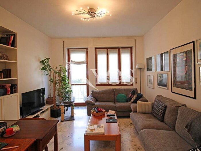 Appartamento trilocale in affitto in Via Grancini, Pagano, Milano