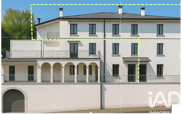 Casa con 8 locali in vendita in Via Zanardelli, Pozzolengo