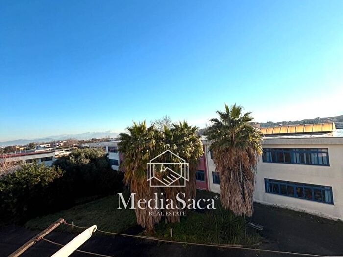 Appartamento trilocale in affitto in Via Volturno, SantAntimo