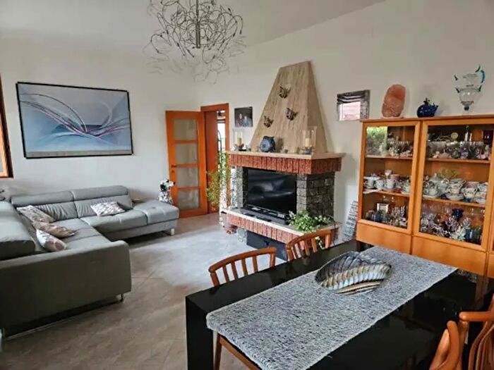 Appartamento con 5 locali in vendita in Via Marco Polo, Venezia