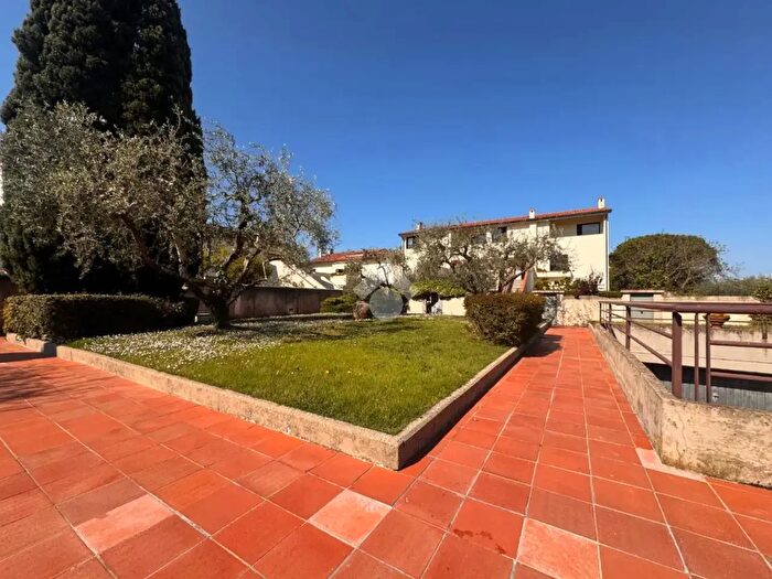 Casa con 6 locali in affitto in Via Ubaldino Peruzzi, Bagno A Ripoli