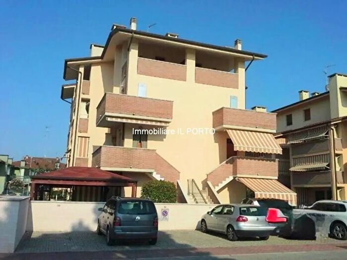 Appartamento trilocale in vendita in Comacchio