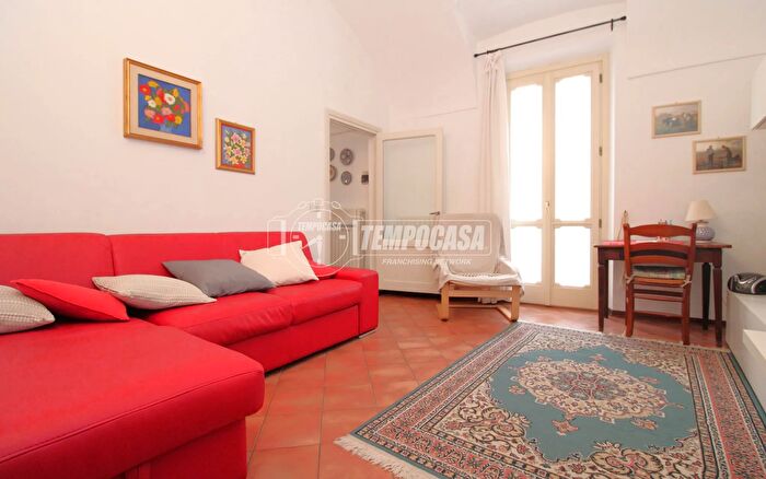 Appartamento trilocale in vendita in Via Gian Battista Trona, Mondovi