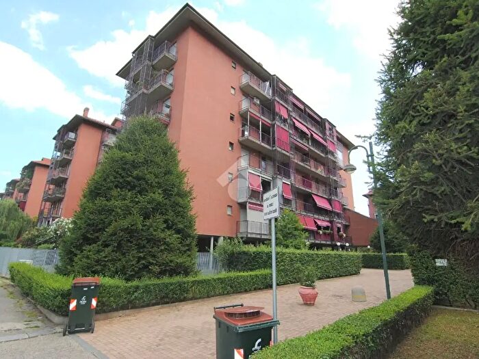 Appartamento quadrilocale in vendita in Via Giuseppe Fenoglio, Torino