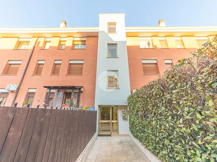 Appartamento trilocale in vendita in Via Padre Elia Carosi, Roma