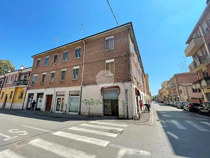 Appartamento monolocale in vendita in Via Arianuova, Ferrara
