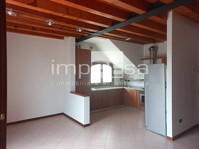 Appartamento trilocale in affitto in Via Callalta, Silea
