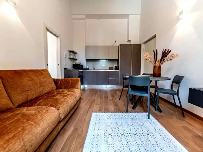 Appartamento monolocale in affitto in Viale Emilio Caldara, Milano