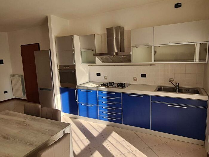 Appartamento trilocale in affitto in Via Leonardo Loredan, Centro, Stra