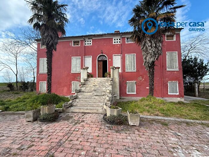 Casa con 8 locali in vendita in Canalnovo Via Capo di Sopra, Villanova Marchesana