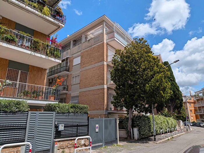 Appartamento bilocale in affitto in Via Marco Besso, Vigna Clara Vigna Stelluti, Roma