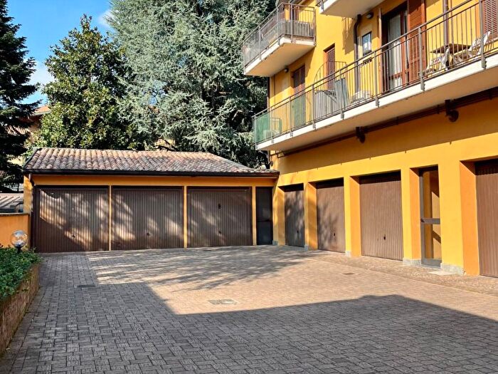 Appartamento trilocale in affitto in Via Armando Diaz, Desio