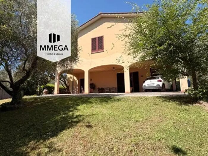 Casa con 6 locali in vendita in Via San Martino Altoreggi, Figline e Incisa Valdarno