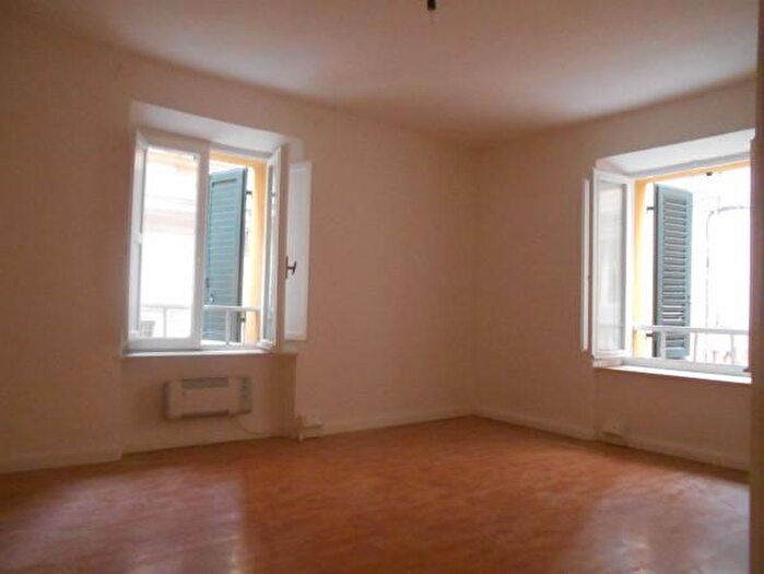 Appartamento trilocale in vendita in Corso Giacomo Matteotti, Jesi