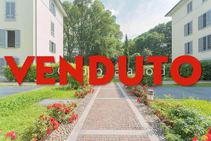 Appartamento bilocale in vendita in Via Cavour, Cernusco Sul Naviglio